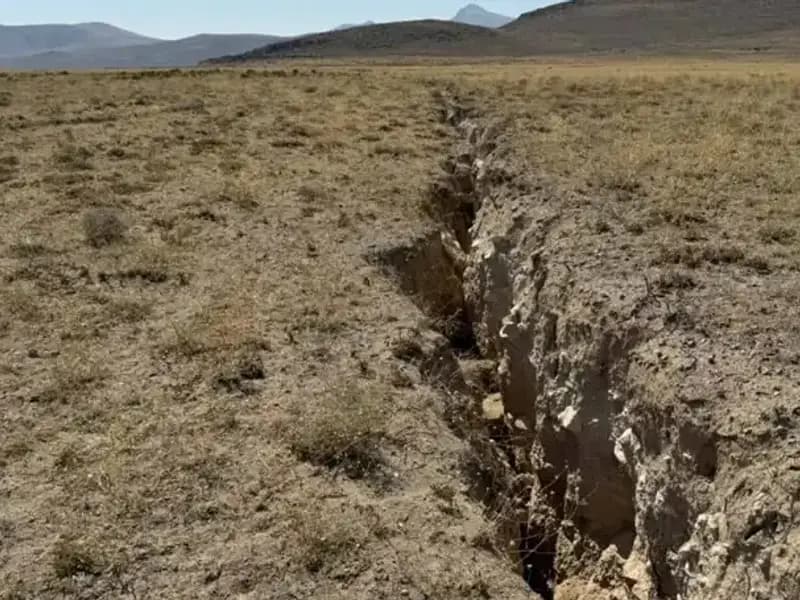 Konya'da İki İlçe Sınırında Gizemli Görüntü Herkesi Tedirgin Etti
