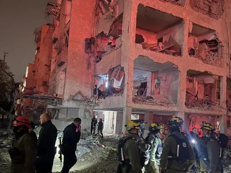 İran Savaşı 23. Gününde: İsrail'de Yaralı Sayısı 100'ü Aştı