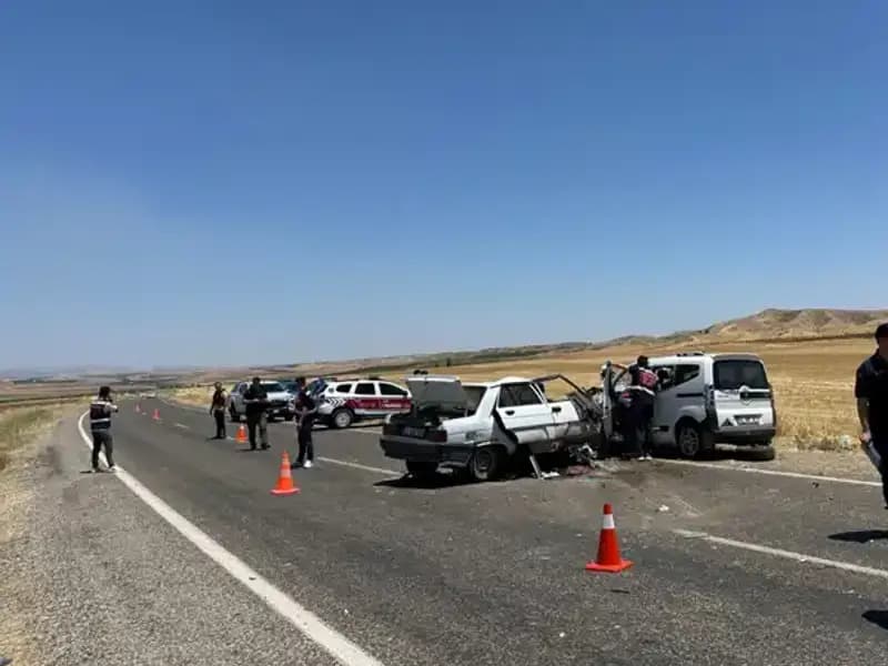 Adıyaman'da Korkunç Trafik Kazası: 4 Can Kaybı ve Dikkat Çeken Detaylar