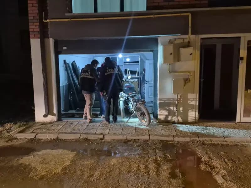 Eskişehir'de Bisiklet Demiriyle Yaralanan Çocuk Hayatını Kaybetti