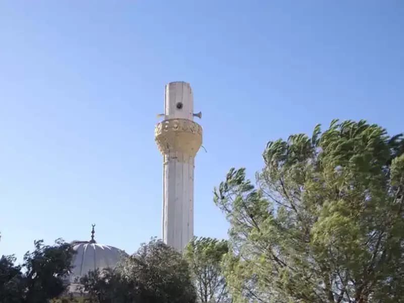 Muğla’da Fırtına Hayatı Olumsuz Etkiledi: Minare Külahı ve Çatılar Uçtu