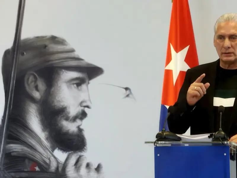 Küba Lideri'nden ABD'ye Sert Uyarı: "Kırılmaz Direniş"