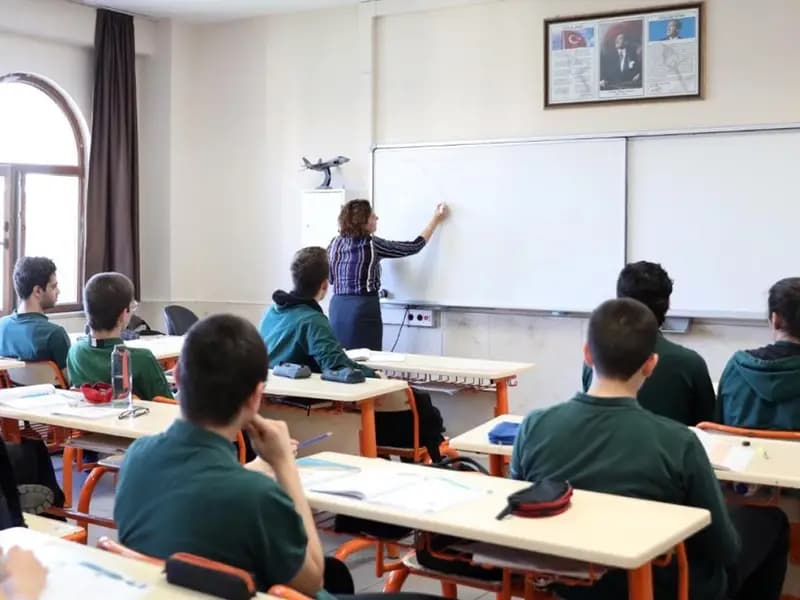 9 Günlük Ara Tatil Sona Erdi, Öğrenciler Okula Dönüyor