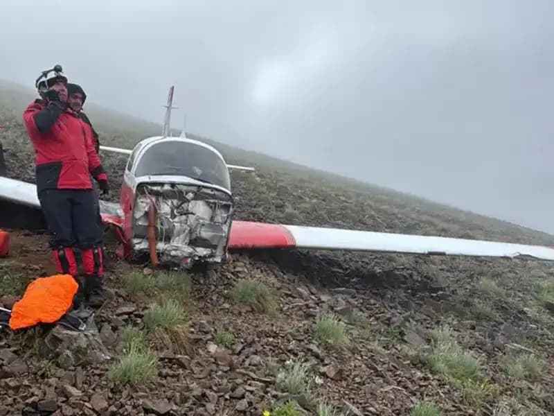 Türk Pilotun Kullandığı Uçak Düştü: Korkunç Kaza Hayatları Değiştirdi