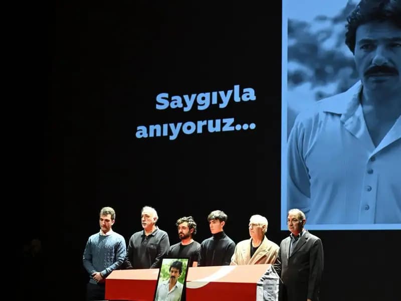 Ferdi Tayfur Onuruna AKM'de Tören Düzenlendi