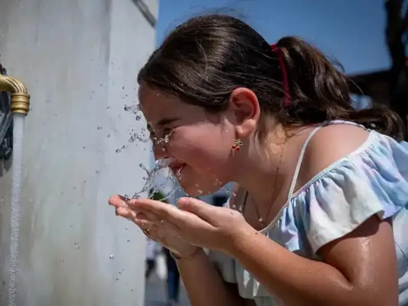 Türkiye’nin 16 Şehrinde Sıcaklık 40 Dereceyi Geçti: Yazın En Sıcak Günleri