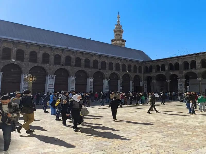 Emevi Camii İmamı: Cumhurbaşkanı Erdoğan'ın Yardım Eli Herkes Tarafından Takdir Ediliyor