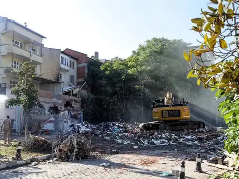 Sındırgı'da Deprem Sarsıntıları Devam Ediyor: Son Gelişmeler