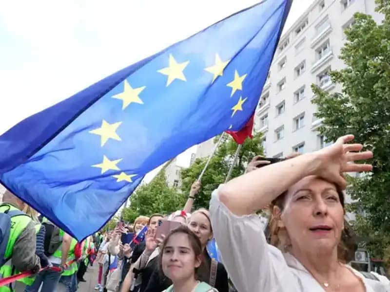 Polonya'da İkinci Tur Seçimleri: Rusya-Ukrayna Savaşı Etkisi ve Sonuçların Önemi