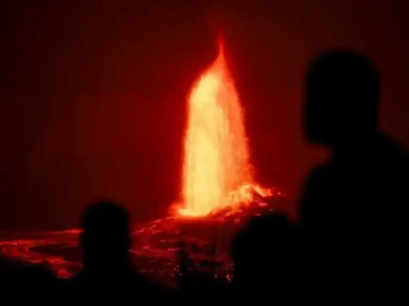 Dünyanın Dört Bir Yanında Volkanik Hareketlilik: Yanardağlar Uyanıyor!