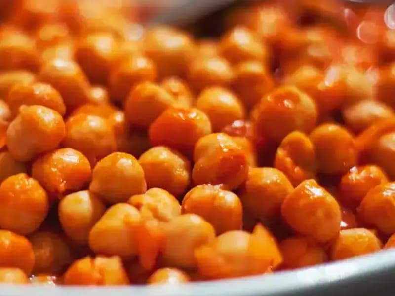 Kavrulmuş ve Islatılmış Nohut: Hangisi Sağlıklı Tercih?