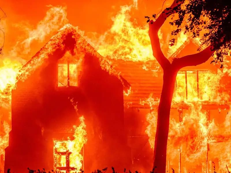 Los Angeles'taki yangınlar nedeniyle elektrik dağıtım şirketine dava açıldı