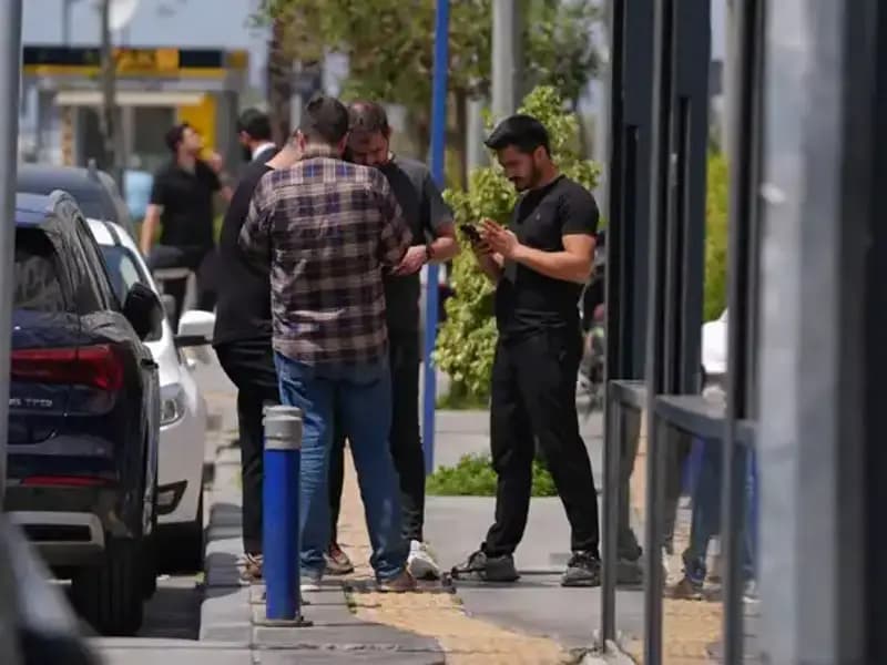 Deprem Anında Balkondan Atlayanlar Yaralandı: Güvenlik İhmal Mi?