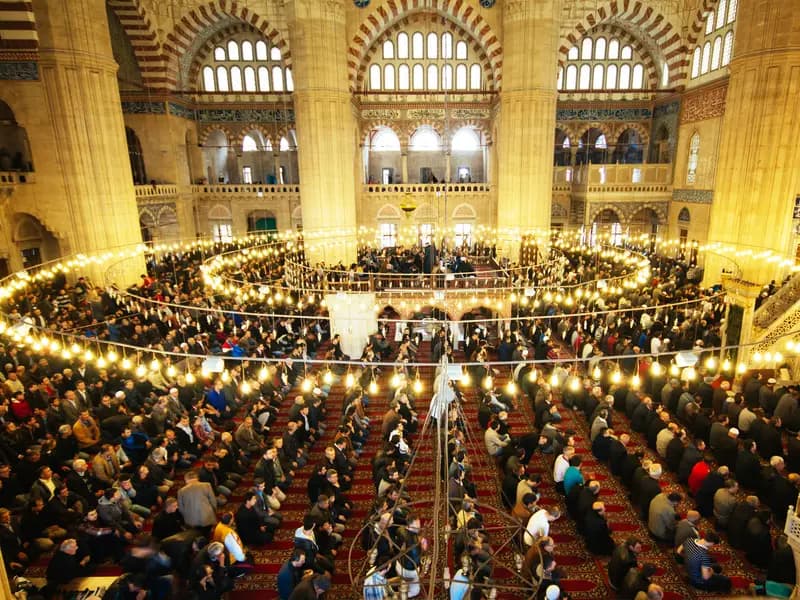 2026 Bayram Namazı Saatleri: İstanbul, Ankara ve İzmir Hakkında Bilgiler