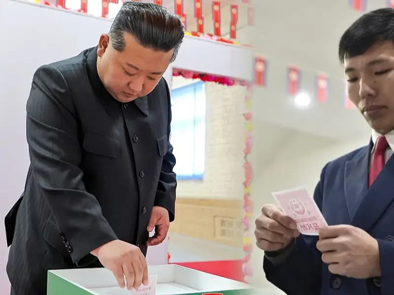 Kuzey Kore'de Kim Jong Un Seçimlerde Yüzde 99.93 Oy Aldı