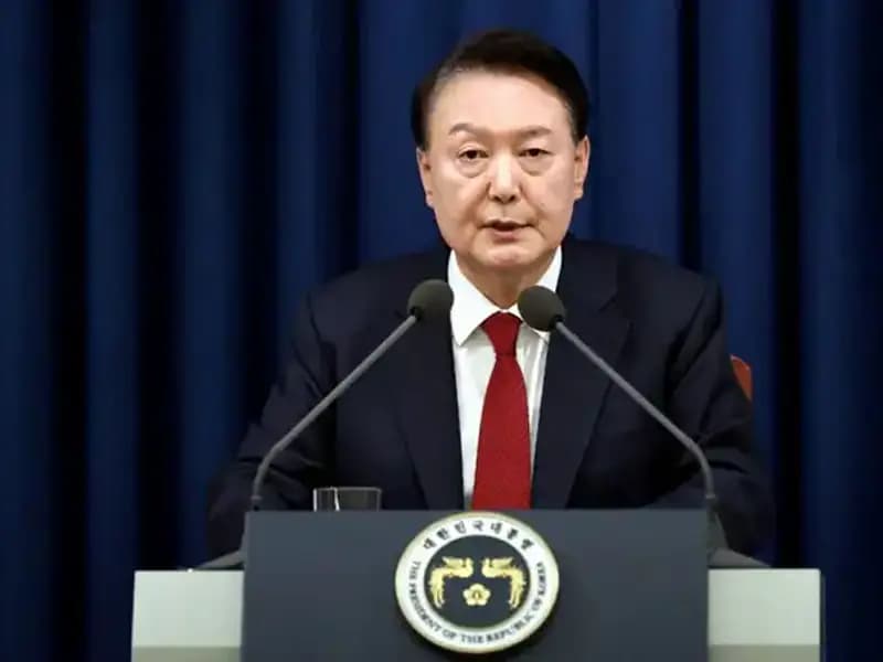 Güney Kore'nin Siyasi Krizi: Devlet Başkanı Yoon Suk Yeol Görevden Alındı