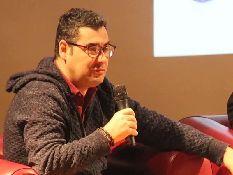 Gazeteci Enver Aysever, 10 ay hapis cezasıyla tahliye edildi