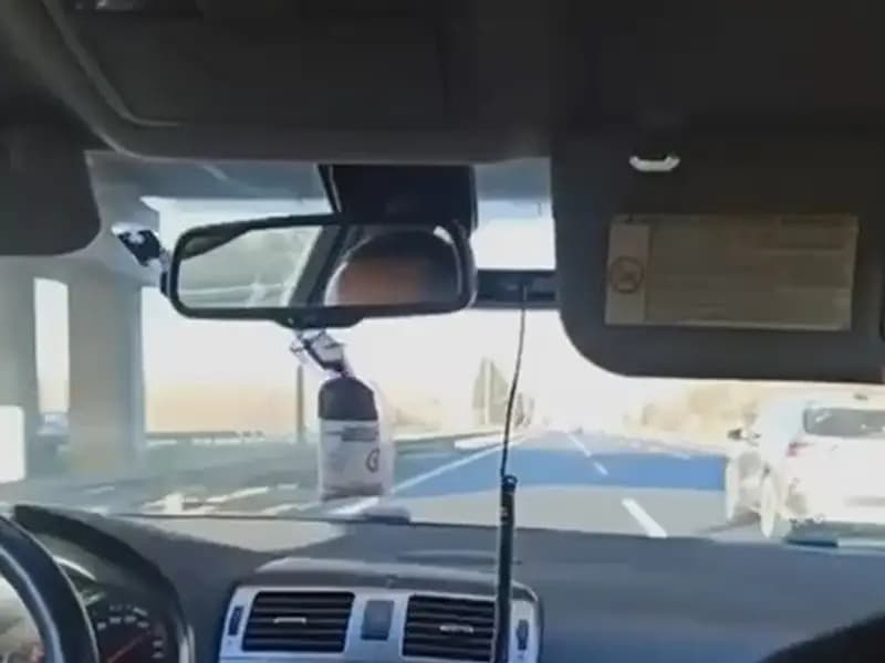 Sakarya'da Polisi Peşine Takıp Kaçan SUV Araç Yakalandı