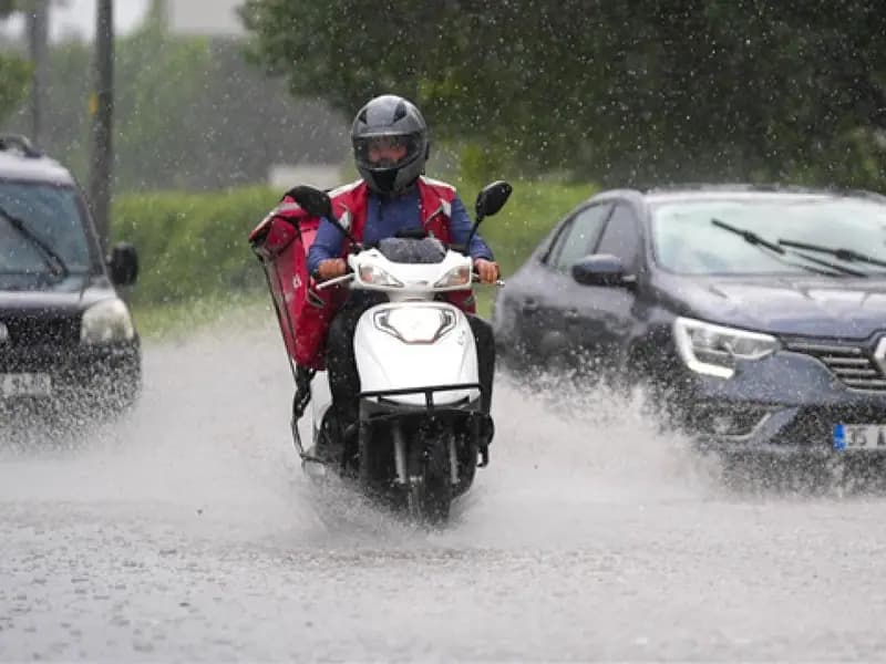 Kuvvetli Yağış Uyarısı Marmara ve Ege İçin