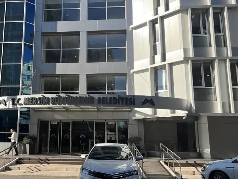 Mersin Büyükşehir Belediyesi'ne Rüşvet Soruşturması Başlatıldı