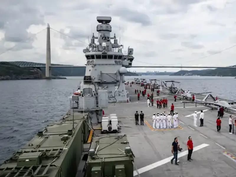 TCG Anadolu, Sarayburnu'ndan Ayrılarak Yeni Bir Göreve Başladı