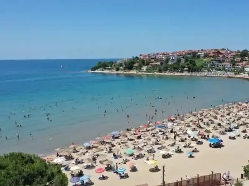 Türkiye'de 5 Plajda Denize Girmek Serbest, Diğerleri Yasaklandı!