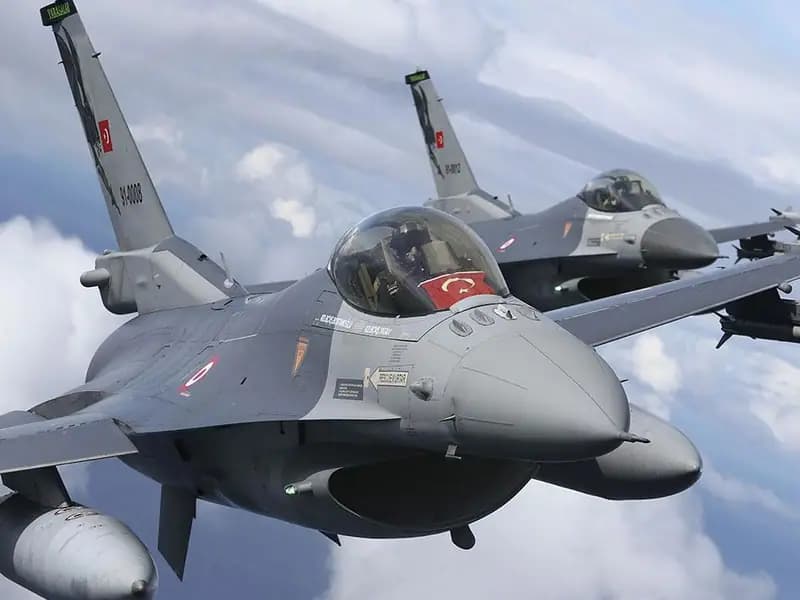 Irak'ta 10 Terörist Etkisiz Hale Getirildi