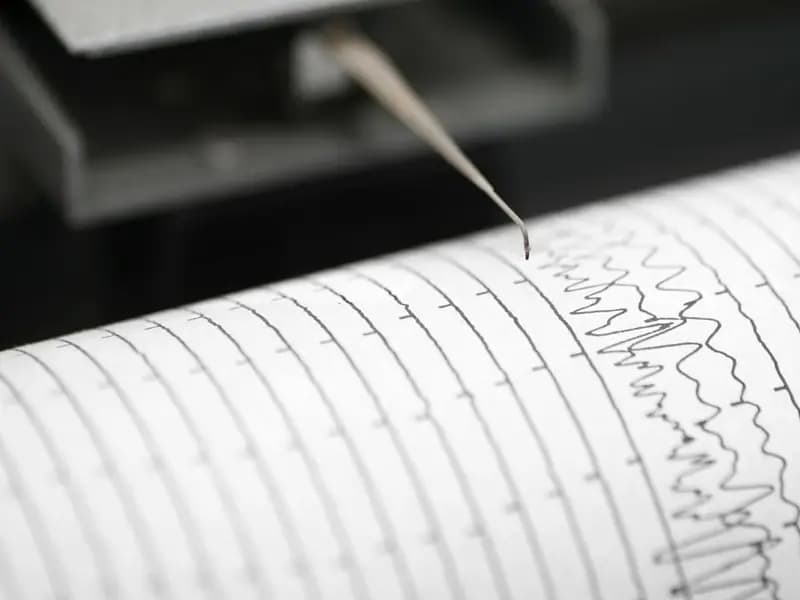 Afyonkarahisar'da 3,9 Büyüklüğünde Deprem