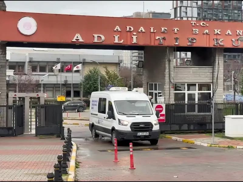 İETT Otobüsü Çarpan 11 Yaşındaki Çocuk Hayatını Kaybetti