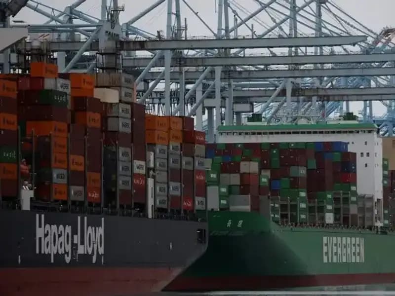 ABD, Çin Kargo Gemilerinin Gizemli Yüklerini Mercek Altına Alıyor