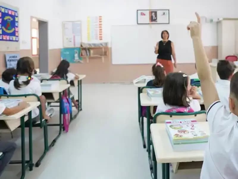 Öğretmenlerin Mayıs Ek Ders Ödemeleri Bayram Öncesi Yapılacak mı?