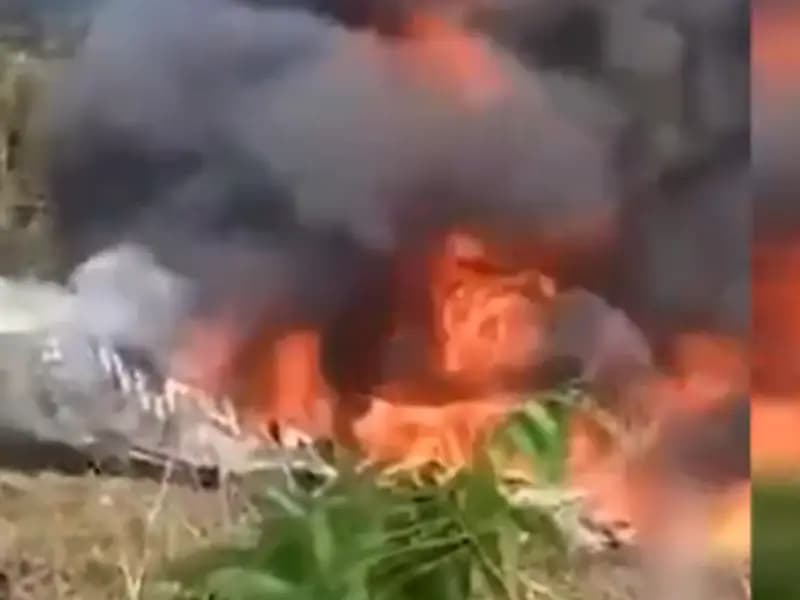 Kolombiya'da C-130 Nakliye Uçağı Kalkışta Düştü