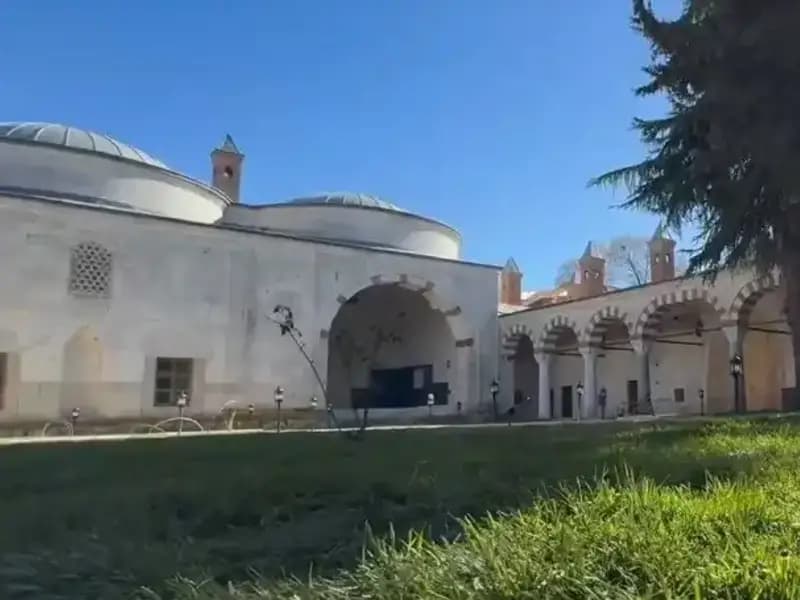 Edirne’nin Tarihi Peykler Medresesi Yeniden Ziyarete Açılıyor