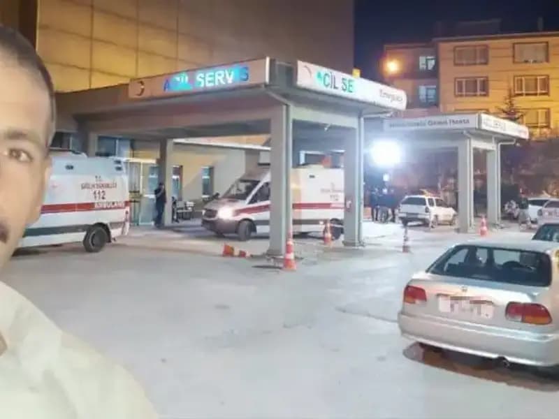 17 Yaşındaki Genç, Babasını Babalar Günü'nde Öldürdü