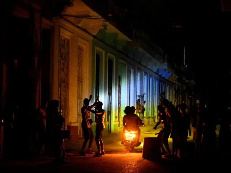 Küba'da 6 Büyüklüğünde Deprem, Elektrik Kesintileri Yaşanıyor