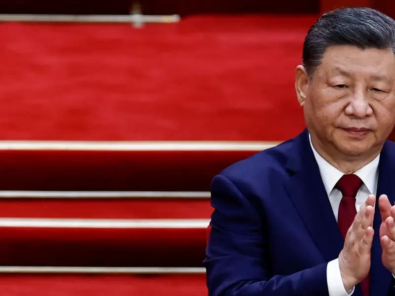 Çin'de Etnik Birlik Yasası Onaylandı: Azınlık Dilleri Yasaklandı