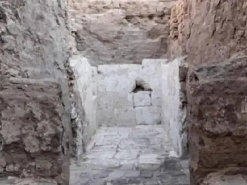 Mısır’da Keşfedilen 3.500 Yıllık Kraliyet Mezarının Gizemleri