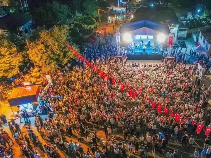 Leylek Şenliği: Doğanın Bu Harika Gösterisine Hazır Mısınız?