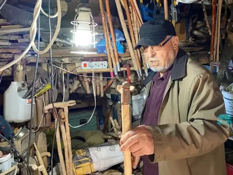 Evinde Doğal Malzemelerle Sanat Yaratan Sanatçının Hikayesi