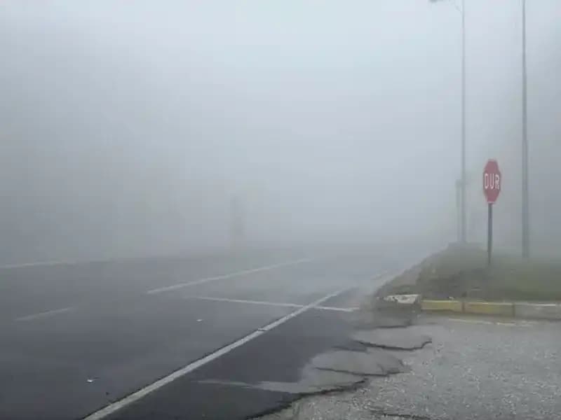 Bolu Dağı’ndaki Yoğun Sis, Sürücüleri Zor Durumda Bıraktı