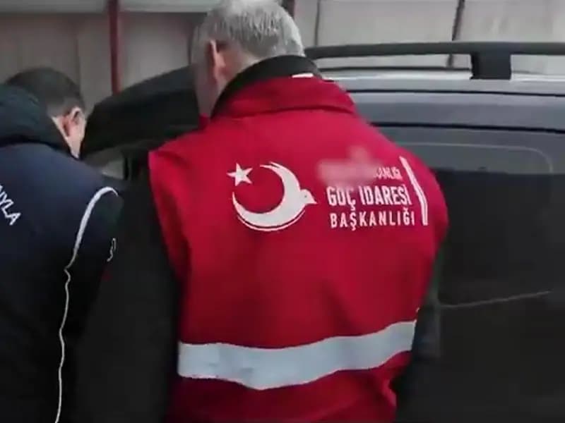 Yerlikaya: 31 Göçmen Kaçakçısı ve 981 Göçmen Yakalandı