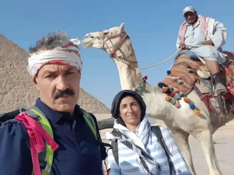 Şırnaklı Çiftin 16 Yılda 6 Kıtada Renkli Yolculuğu ve İneklerle Gezi Masrafları