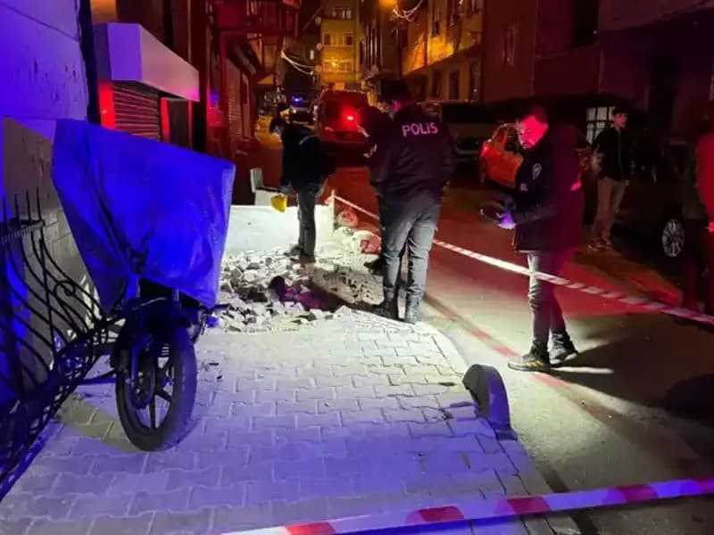 Küçükçekmece'de Plakasız Motosikletle Gerçekleşen Saldırı Panik Yarattı