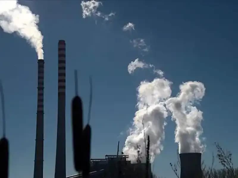 Çin Üretim Endeksi Düşüşte: Ekonomik Riskler Artıyor