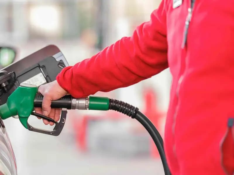 Akaryakıt Ürünlerinde ÖTV Artışı Sınırlı Tutuldu