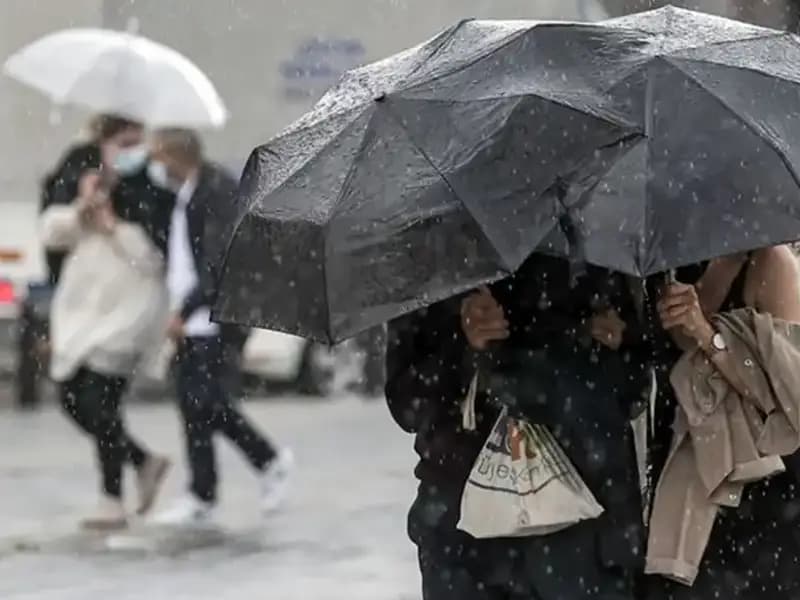 İstanbullulara Kış Soğuğu Uyarısı: Sağanak Yağışlar Geliyor!