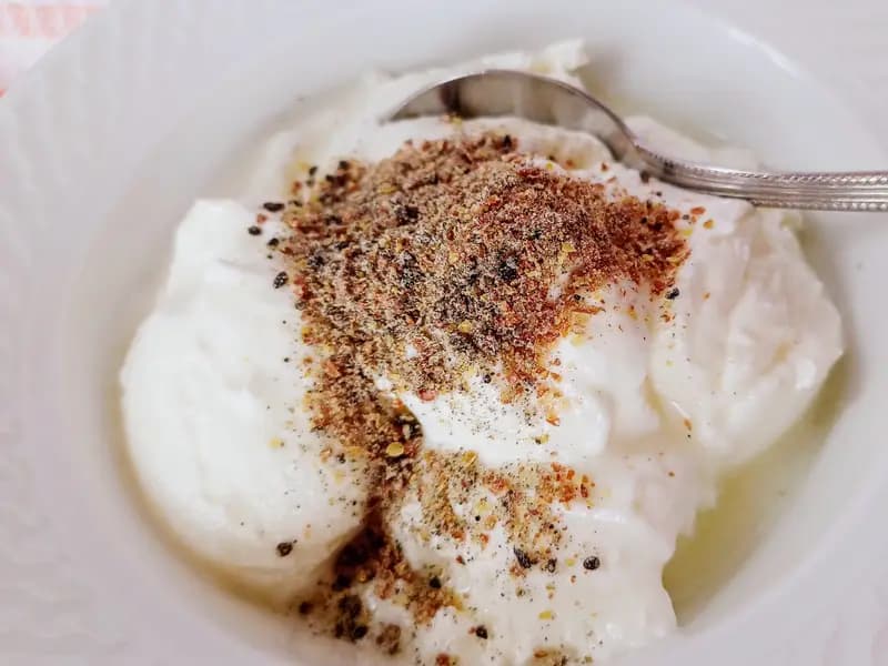 Keten Tohumu ve Yoğurt: Kolesterolü Düşürmenin Yolu