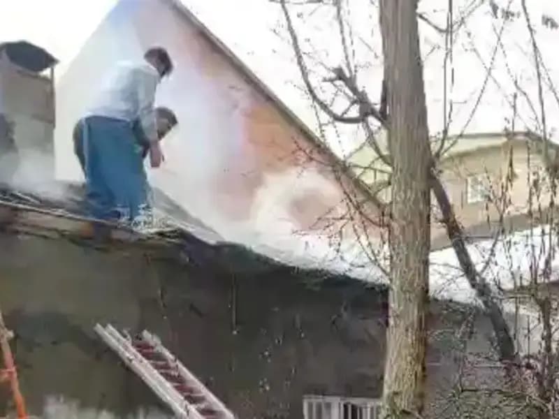 Hakkari’de Korkutan Ev Yangını: İhmal Mi Yoksa Kaza Mı?