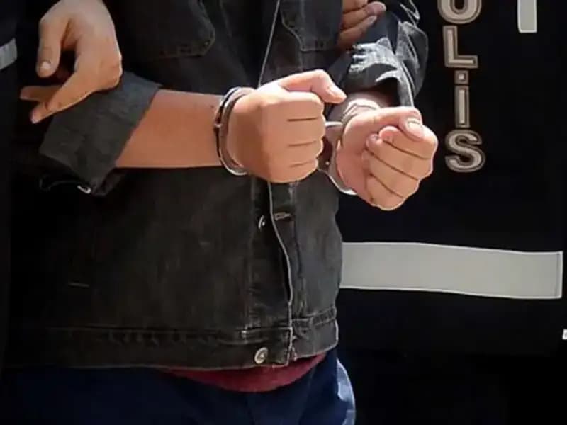 FETÖ'nün Emniyet Yapılanmasına Yönelik Büyük Operasyon: 16 Gözaltı