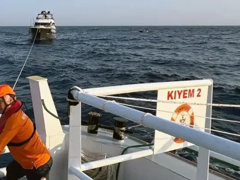 Marmaris Açıklarında Sürüklenen Tekne Dramı: Kurtarma Operasyonu Başarıyla Tamamlandı!